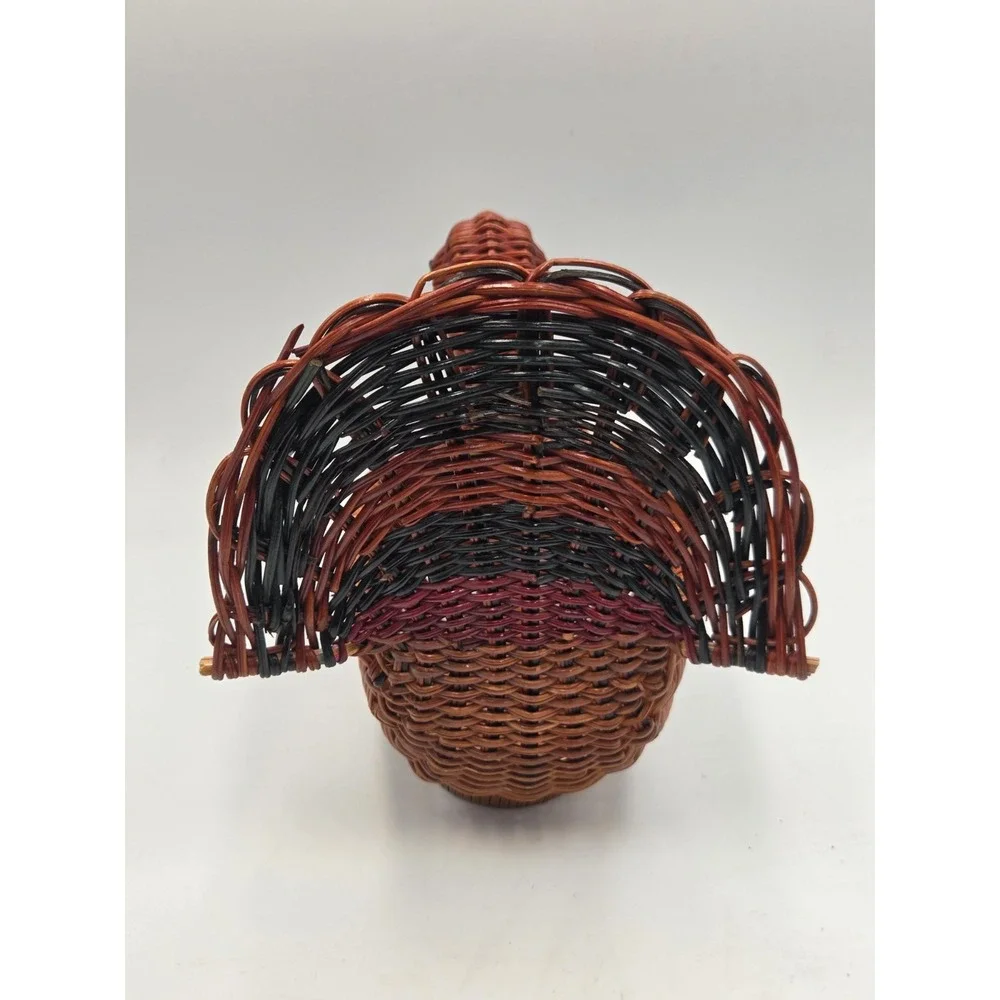 Vintage Woven Wicker Rattan Turkey Basket Thanksgiving Fall Decor Centerpiece